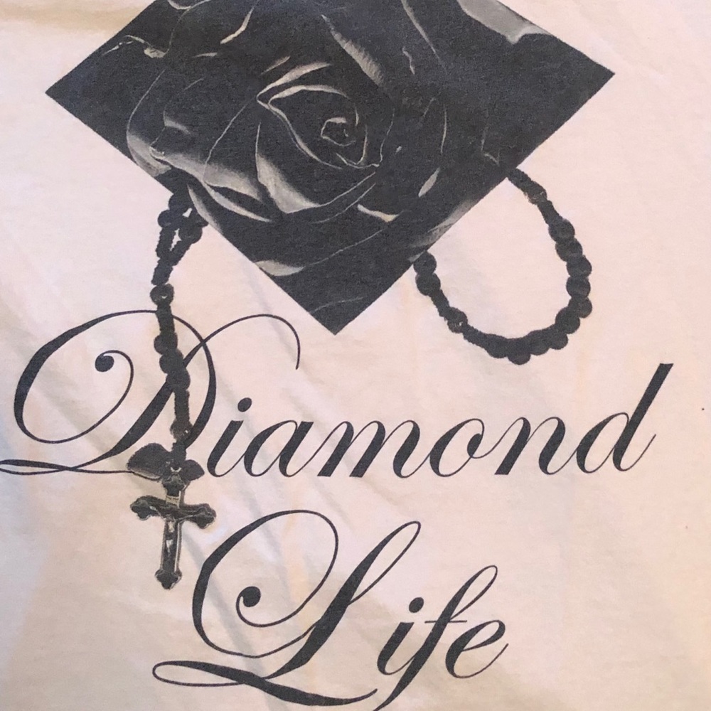 Diamond white and black cross sm tee